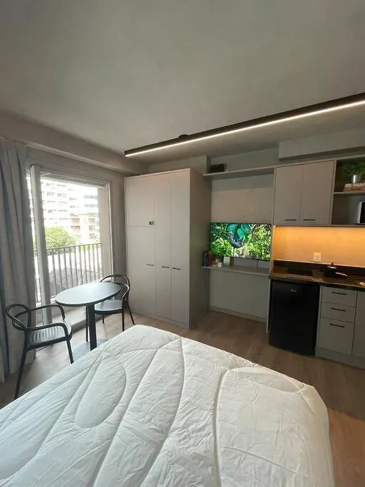 325 Studio Aconchegante 3 Min Da Av Faria Lima Sao Paulo Brazil
